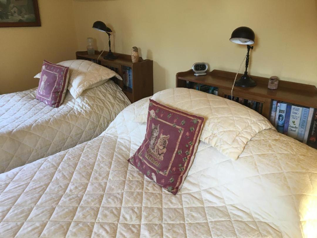 Castle Farmhouse Bed And Breakfast Glenfield Екстериор снимка