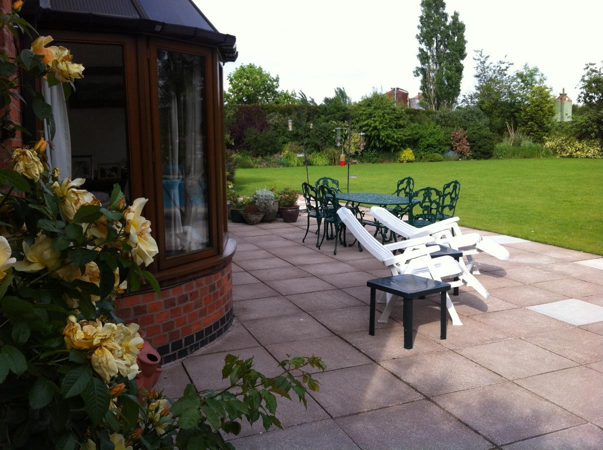 Castle Farmhouse Bed And Breakfast Glenfield Екстериор снимка