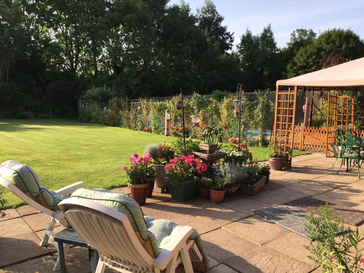 Castle Farmhouse Bed And Breakfast Glenfield Екстериор снимка